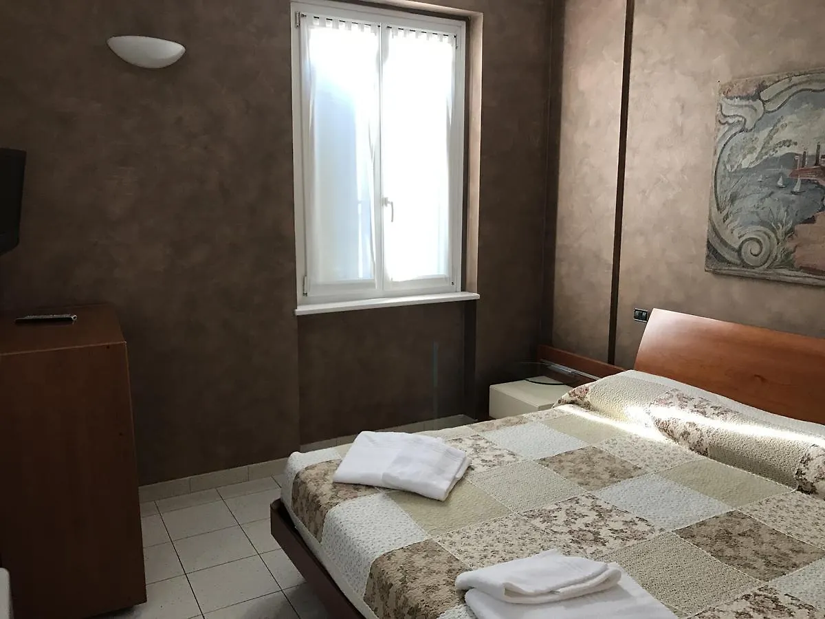 Albergo Giardinetto Scanzorosciate Hotel